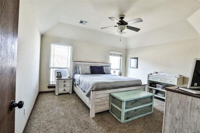 501 NE Cheltenham Trail, Blanchard, OK 73010