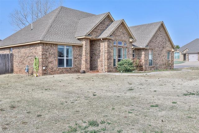 501 NE Cheltenham Trail, Blanchard, OK 73010