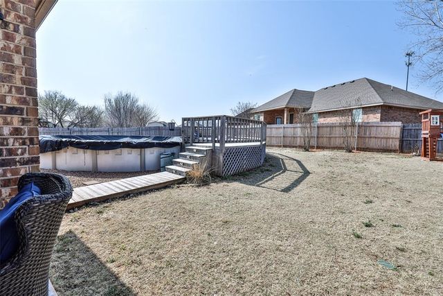 501 NE Cheltenham Trail, Blanchard, OK 73010