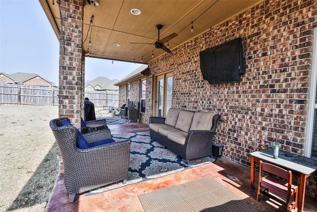 501 NE Cheltenham Trail, Blanchard, OK 73010