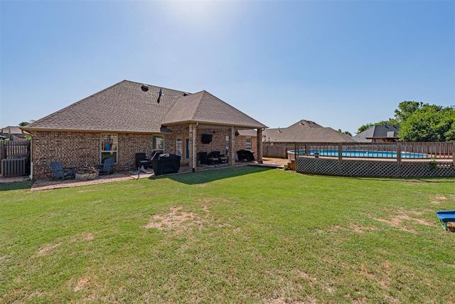 501 Cheltenham, Blanchard, OK 73010