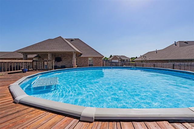 501 Cheltenham, Blanchard, OK 73010