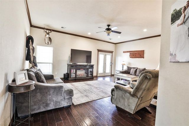 501 NE Cheltenham Trail, Blanchard, OK 73010