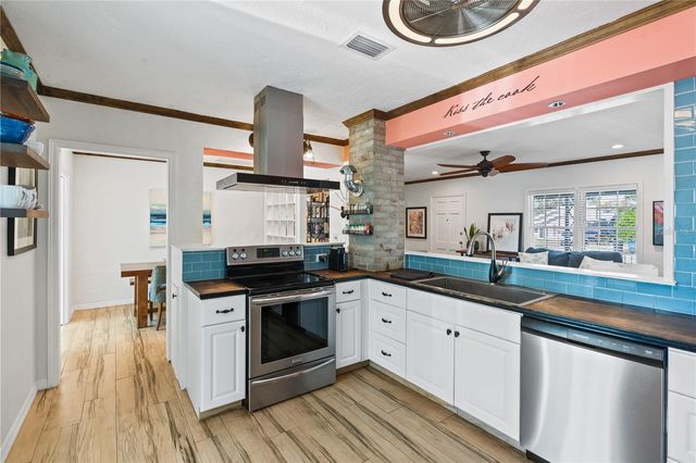 1161 JACKSON ROAD, Clearwater, FL 33755