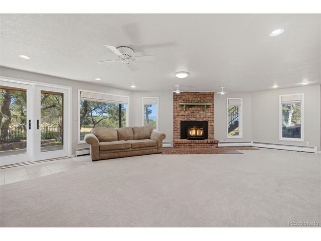 806 Twin Oaks Rd, Castle Rock, CO 80109