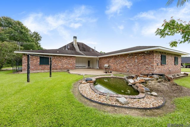7105 Port Hudson Pride Rd, Zachary, LA 70791