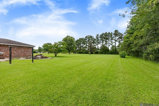 7105 Port Hudson Pride Rd, Zachary, LA 70791