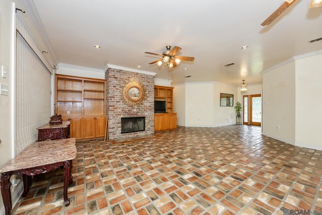 7105 Port Hudson Pride Rd, Zachary, LA 70791
