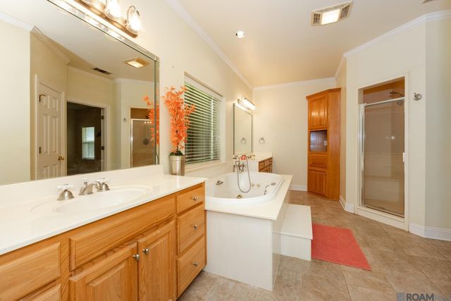 7105 Port Hudson Pride Rd, Zachary, LA 70791
