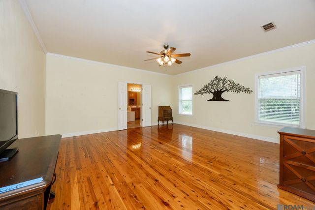 7105 Port Hudson Pride Rd, Zachary, LA 70791