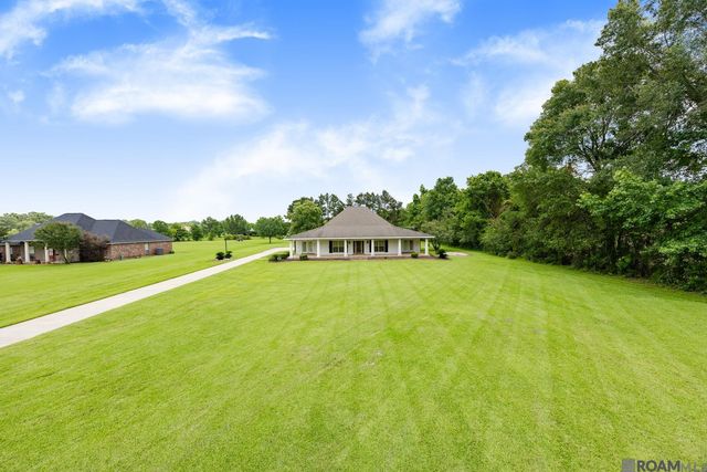 7105 Port Hudson Pride Rd, Zachary, LA 70791