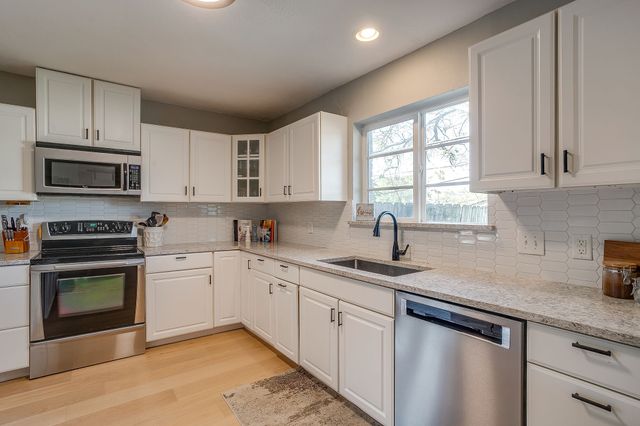 6829 Chickering Road, Fort Worth, TX 76116