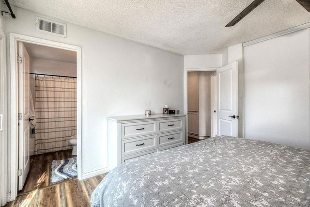 813 Sunningdale Dr, Oceanside, CA 92057