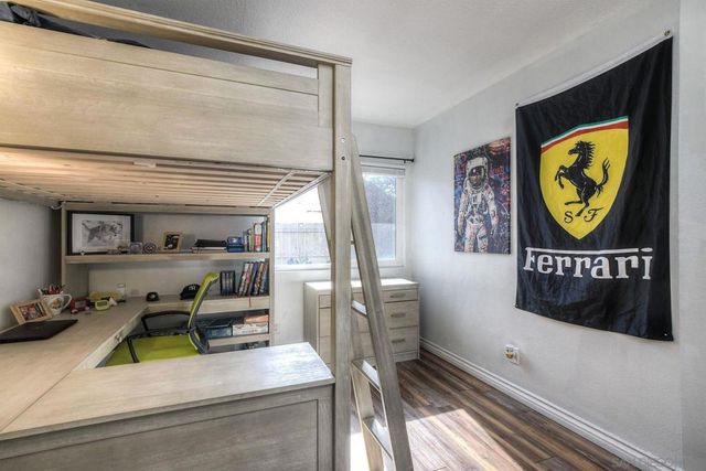 813 Sunningdale Dr, Oceanside, CA 92057