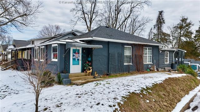 856 Stover Street, St Albans, WV 25177