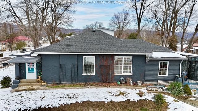 856 Stover Street, St Albans, WV 25177