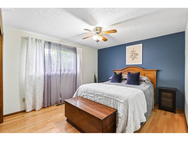 17310 TIMOTHY Way, Gladstone, OR 97027
