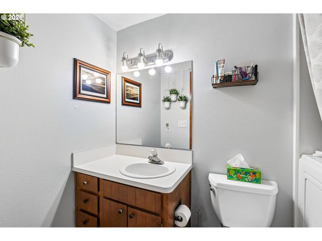 17310 TIMOTHY Way, Gladstone, OR 97027