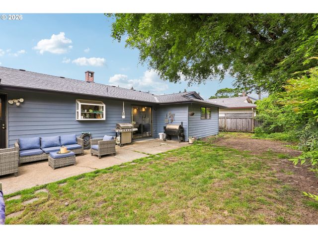 17310 TIMOTHY Way, Gladstone, OR 97027