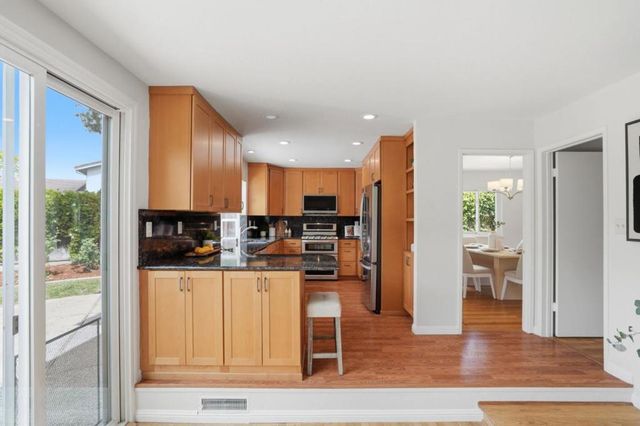 725 Puritan Court, San Jose, CA 95123