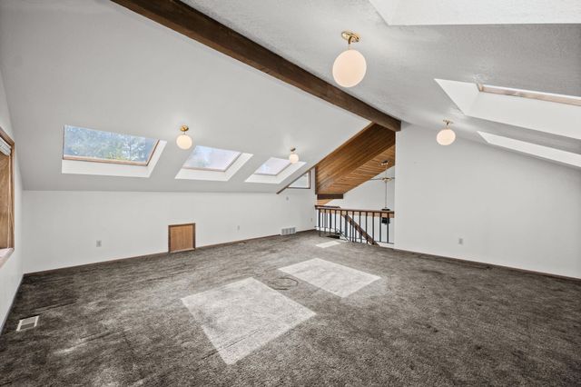 4518 E Lane Park Rd, Mead, WA 99021