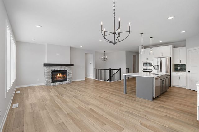 3280 Linden Avenue N, Lake Elmo, MN 55042