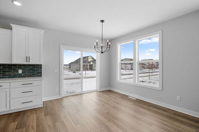 3280 Linden Avenue N, Lake Elmo, MN 55042