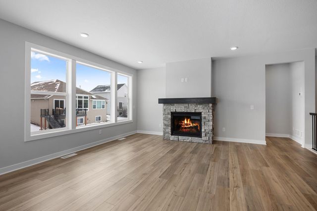 3280 Linden Avenue N, Lake Elmo, MN 55042