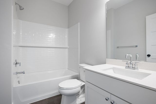 3280 Linden Avenue N, Lake Elmo, MN 55042