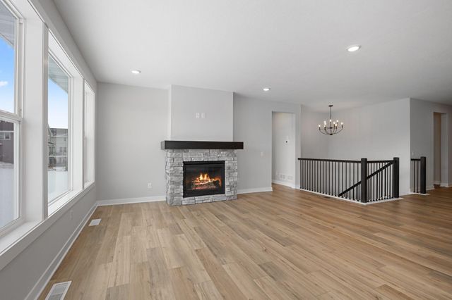 3280 Linden Avenue N, Lake Elmo, MN 55042