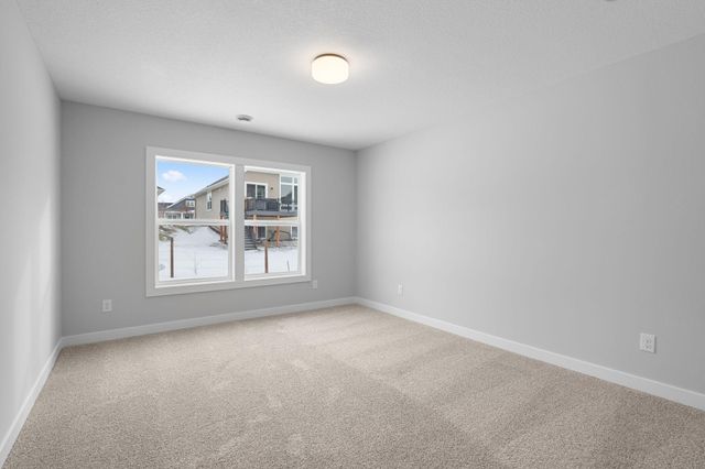 3280 Linden Avenue N, Lake Elmo, MN 55042