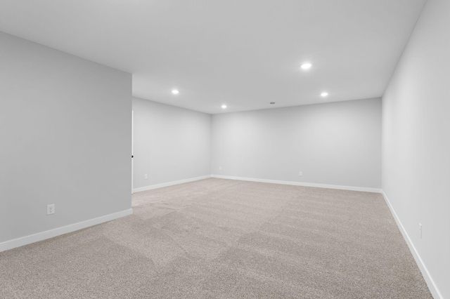 3280 Linden Avenue N, Lake Elmo, MN 55042