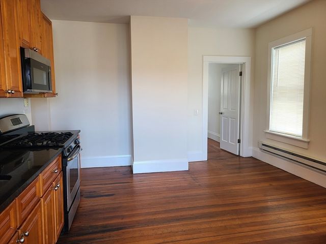 27 Buttonwood St 3, Boston, MA 02125