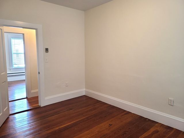 27 Buttonwood St 3, Boston, MA 02125