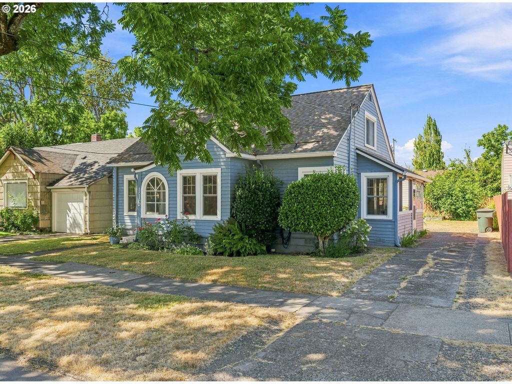 Image 3 of property listing at 115 Nw 9TH St, Mc Minnville, OR 97128