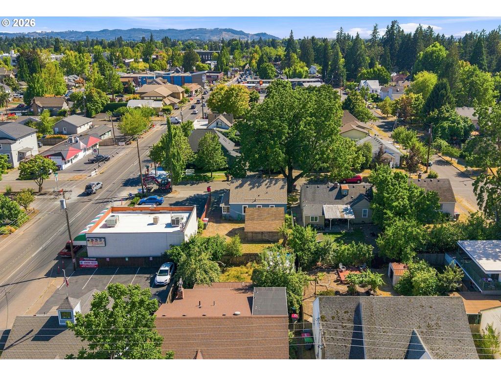 Image 34 of property listing at 115 Nw 9TH St, Mc Minnville, OR 97128