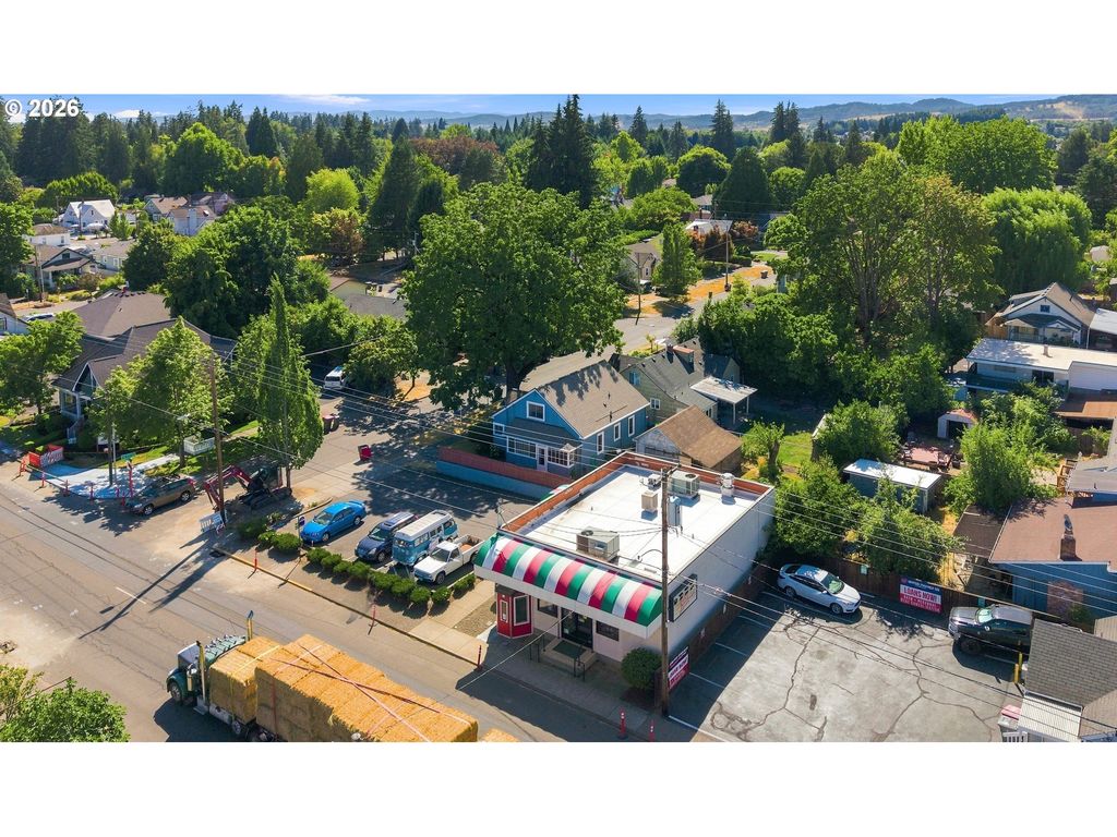 Image 36 of property listing at 115 Nw 9TH St, Mc Minnville, OR 97128