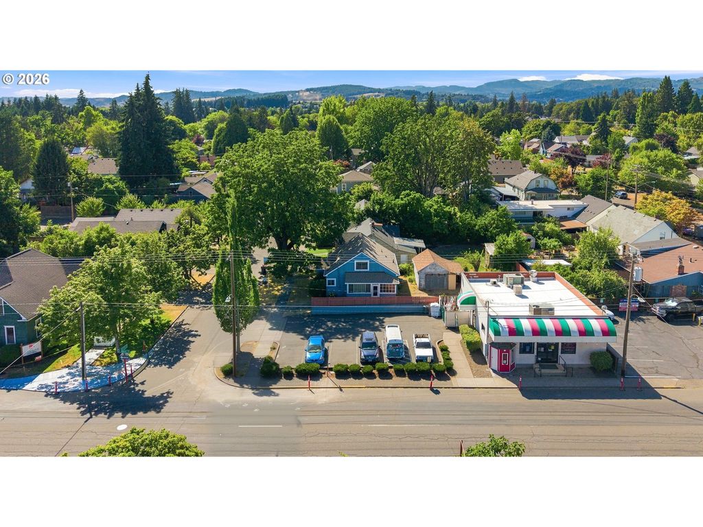 Image 37 of property listing at 115 Nw 9TH St, Mc Minnville, OR 97128