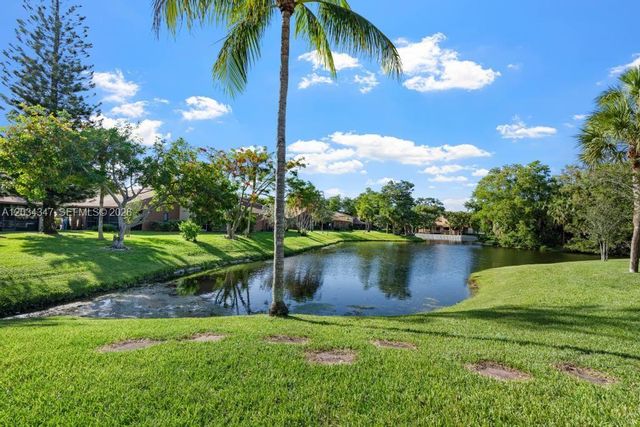 6185 Live Oak Court C, Tamarac, FL 33319