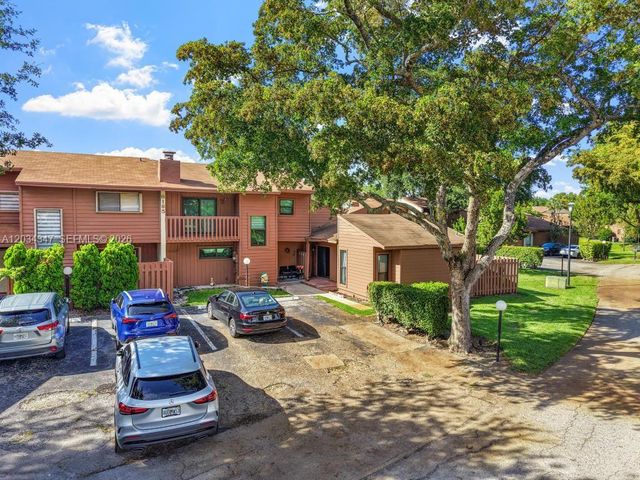 6185 Live Oak Court C, Tamarac, FL 33319