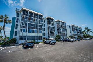 4908 38TH WAY S 204, St Petersburg, FL 33711