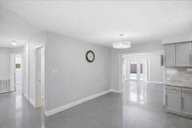 640 SW 68th Terrace, Pembroke Pines, FL 33023