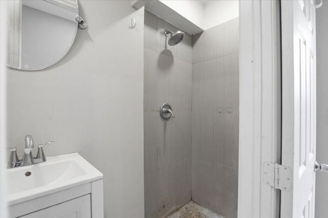 640 SW 68th Terrace, Pembroke Pines, FL 33023