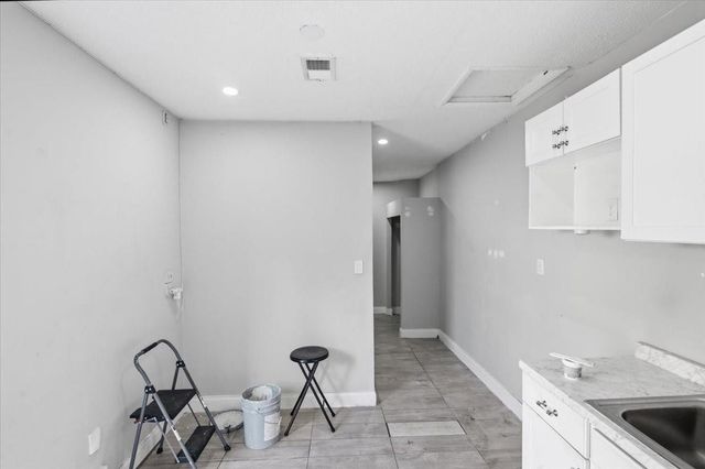 640 SW 68th Terrace, Pembroke Pines, FL 33023