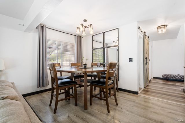 128 Evelyn Cir, Vallejo, CA 94589