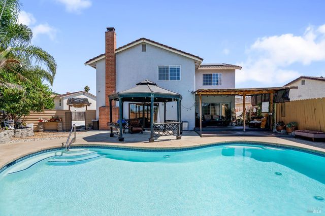 128 Evelyn Cir, Vallejo, CA 94589