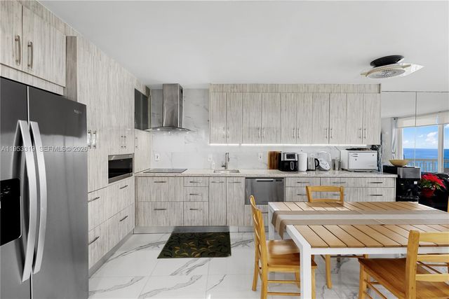 401 Ocean Dr 920, Miami Beach, FL 33139