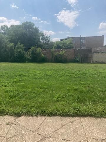 209 E 53rd Street, Chicago, IL 60615