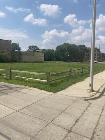 209 E 53rd Street, Chicago, IL 60615