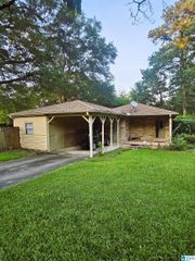 2501 5TH STREET NE, Center Point, AL 35215